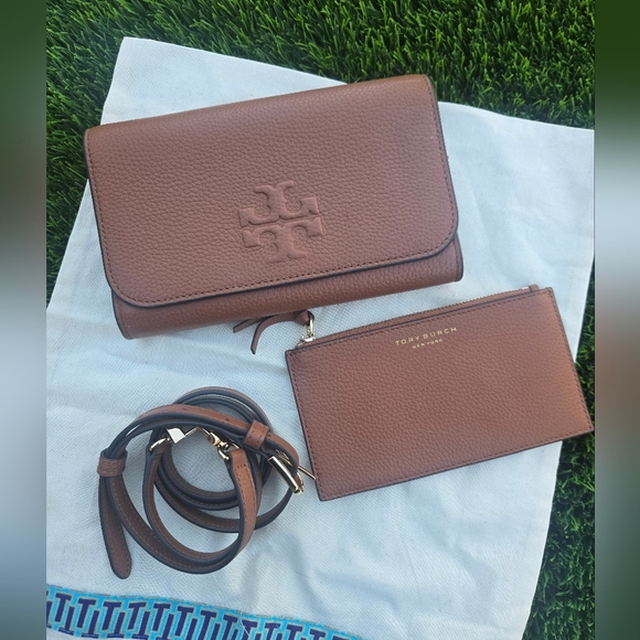 Tory Burch Handbags - Tory Burch Thea Flat Wallet Crossbody with Zip Card Case – Classic Tan